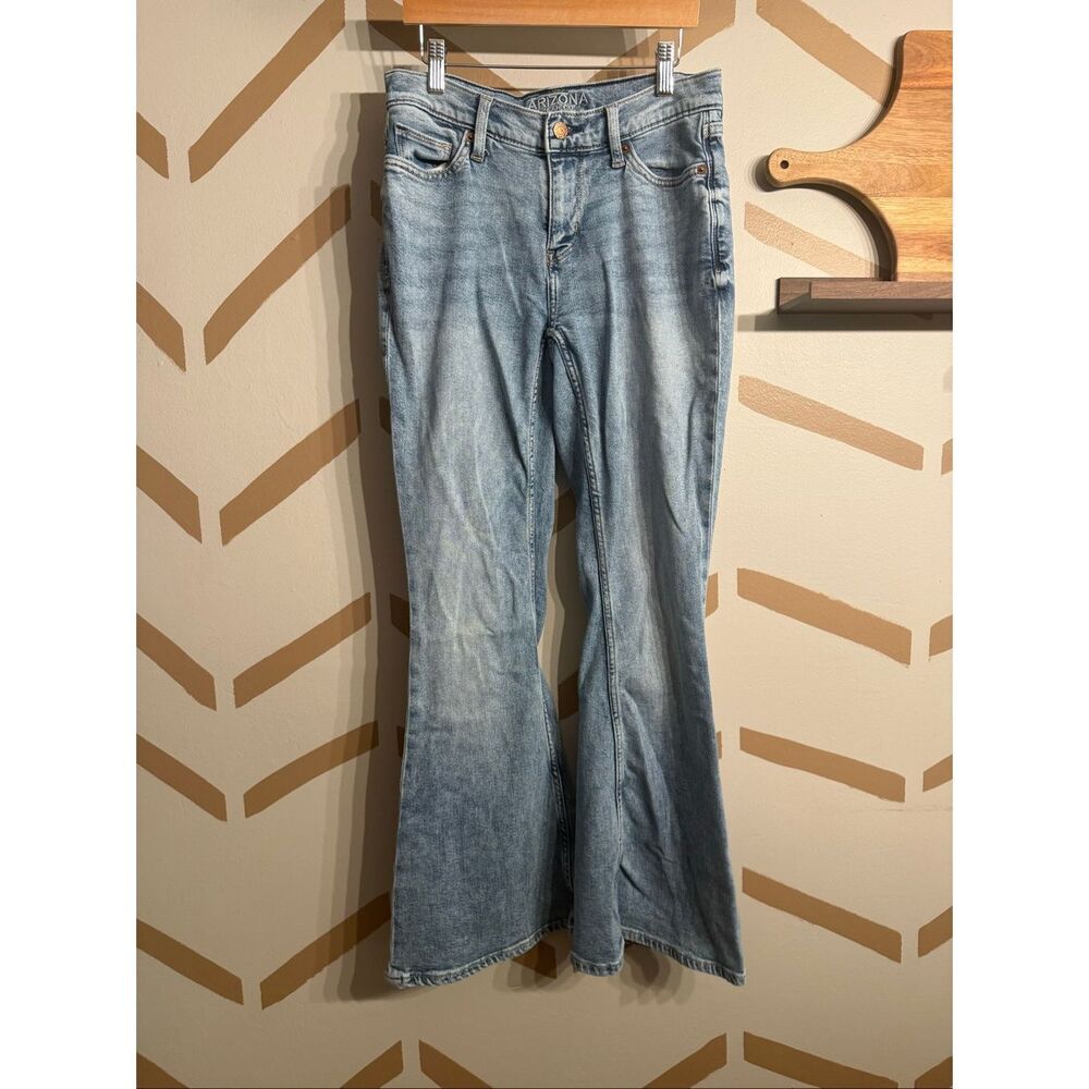 Arizona Jean Co Blue Extreme Low Rise Whiskering Faded Y2K Flare Jeans Size 4